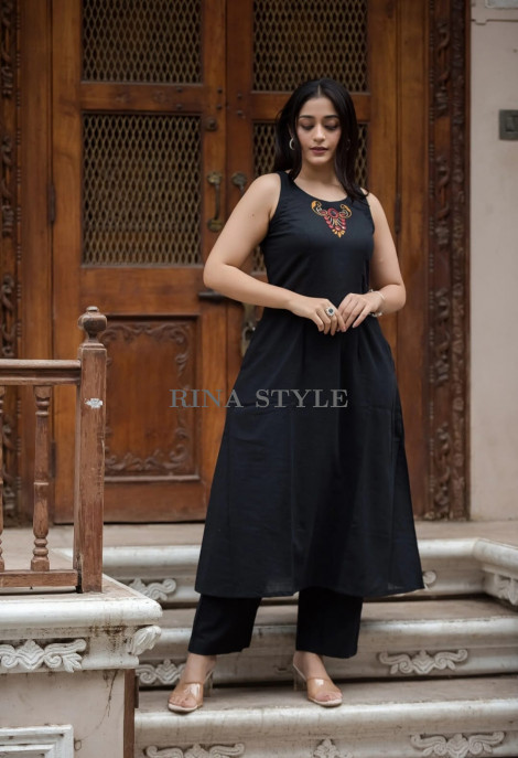 Elegant A-Line Cotton Slub Kurta Set with Mirror Work